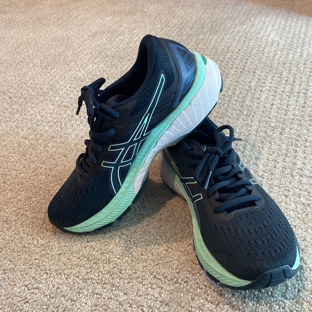 Asics GT-2000